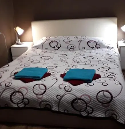 Jolantas Near The Airport Апартаменты